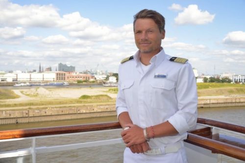 Kapitän Tobias Pietsch / Â© TUI Cruises